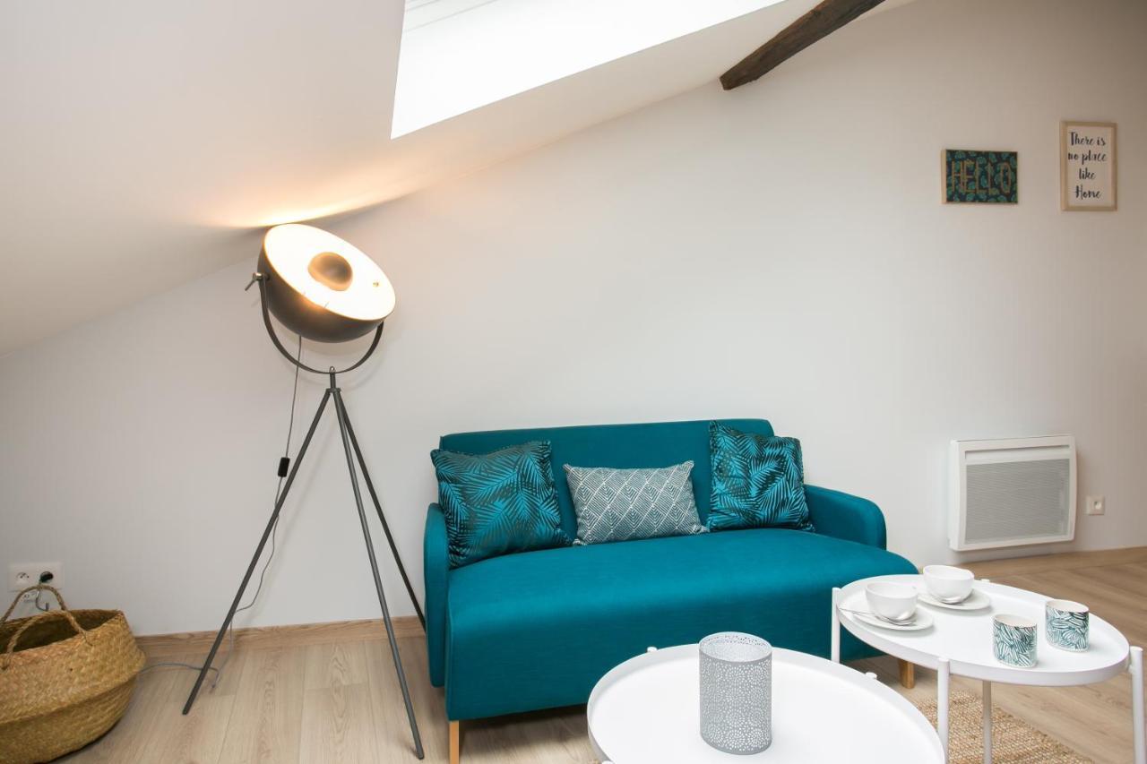 Logis Des Halles Du Coderc Apartment Périgueux Стая снимка