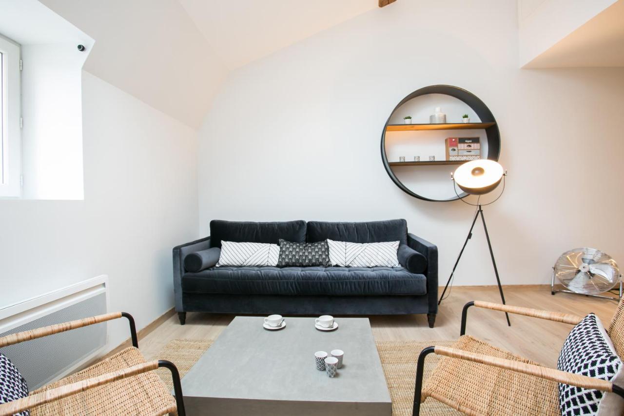 Logis Des Halles Du Coderc Apartment Périgueux Стая снимка